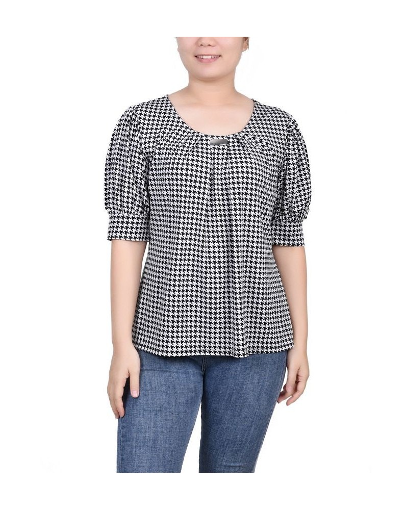 Women's Missy Short Sleeve Balloon Sleeve Top Black White Herringbone $17.36 Tops