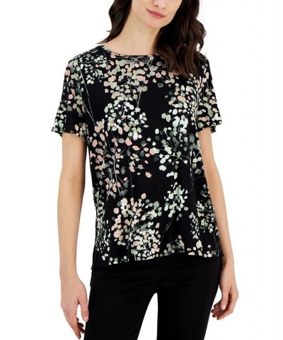 Women's Printed Crewneck T-Shirt Black Floral $16.51 Tops