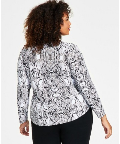 Plus Size Zip-Pocket Top Printed Desert $19.01 Tops